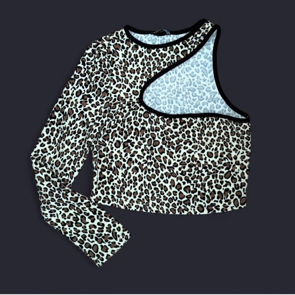 Leopard Print One-Shoulder Top